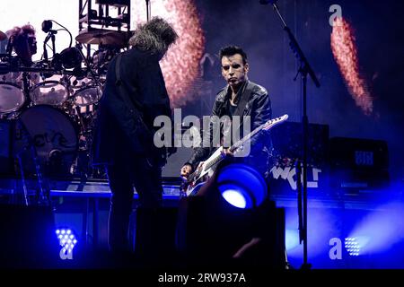 Chicago, USA. September 2023. The Cure treten am Sonntag, den 17. September 2023, auf dem Riot fest in Chicago auf. (Foto: Christopher Dilts/SIPA USA) Credit: SIPA USA/Alamy Live News Stockfoto