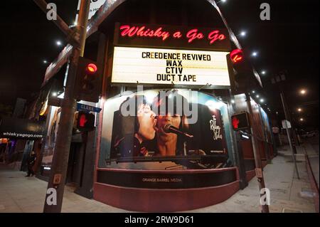 Rolling Stones Werbetafeln aus dem Angry Video auf dem Whisky A Go Go, auf dem Sunset Strip, West Hollywood, Los Angeles, Kalifornien, USA Stockfoto