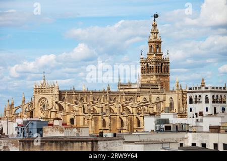 Kathedrale von Sevilla (Spanisch: Catedral de Santa Maria de la Sede) gotische Architektur in Sevilla, Andalusien, Spanien Stockfoto