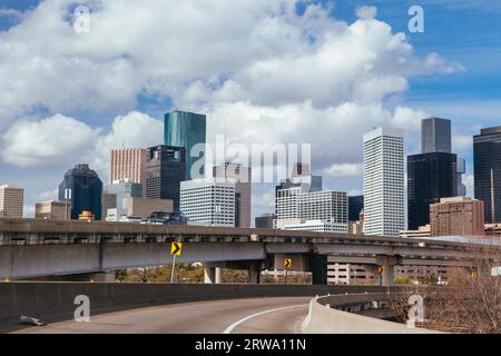 Houston, USA, Januar 26 2013: Fahren auf dem Interstate Highway in Houston, Texas, USA Stockfoto