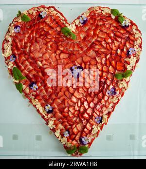 Ein traditionelles Hochzeitstorte-Dessert Stockfoto