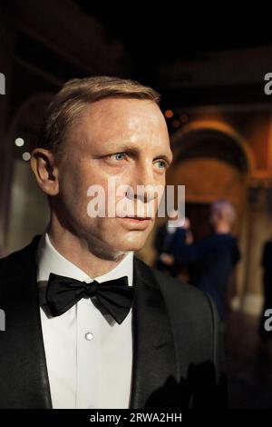 NEW YORK CITY, USA, 12. JUNI: Schauspieler Daniel Craig als Nachbildung eines Wachswerks in Madame Tussauds, Times Square. Juni 2012 in New York City, USA Stockfoto