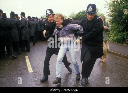 Orgreave, Yorkshire, The Miners Strike 1984 die Schlacht von Orgreave war eine gewaltsame Konfrontation zwischen der Polizei und den Pickets in einer Kokerei der British Steel Corporation in Orgreave. 1980ER JAHRE UK HOMER SYKES Stockfoto
