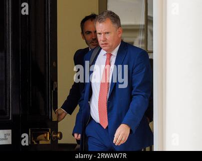 David Frost, Baron Frost, Beamter und Diplomat verlässt das Institut der Regierung, nachdem er eine Rede des ehemaligen Premierministers Liz Truss gehört hat. Stockfoto