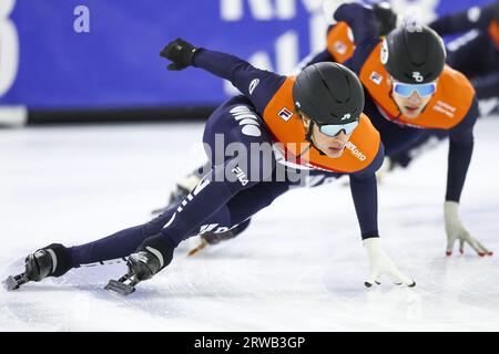 HEERENVEEN - Jens van 't Wout während des Trainings der National Short Track Training Selection im Daikin Experience Center Thialf, vor der Präsentation der Fahrer der TeamNL Short Track Season 2023-2024. ANP VINCENT JANNINK Stockfoto