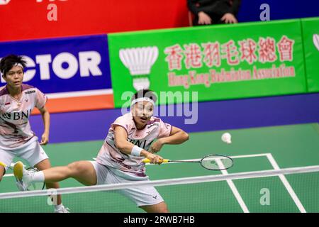 Apriyani Rahayu, Siti Fadia Silva Ramadhanti aus Indonesien spielen im Doppel-Finale der Frauen gegen Pearly Tan, Thinaah Muralitharan aus Malaysia am sechsten Tag der VICTOR Hong Kong Open Badminton Championships 2023 im Hong Kong Coliseum. Endergebnis: Indonesien 2:1 Malaysia. (Foto von Ben Lau/SOPA Images/SIPA USA) Stockfoto