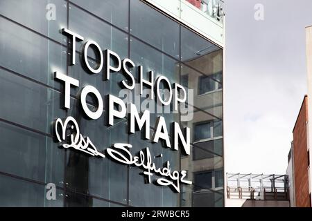 Topshop, Topman, Miss Selfridge Schild Exeter City Stockfoto