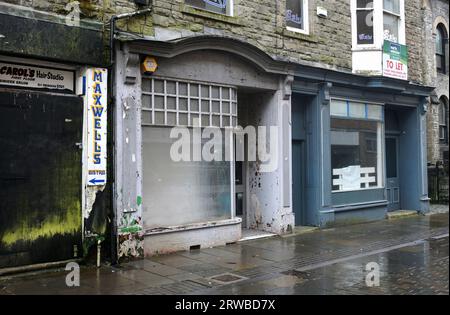 Feature auf Bridgend, einer Stadt in Wales, UKDie Stadt hat viele verlassene Geschäfte Picture by Richard Williams Photography Stockfoto