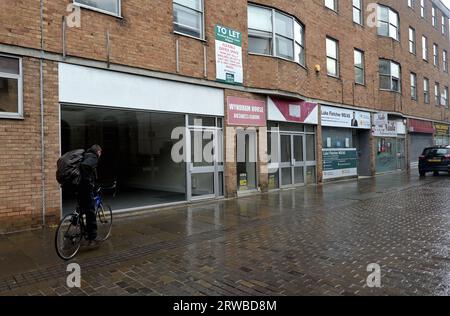 Feature auf Bridgend, einer Stadt in Wales, UKDie Stadt hat viele verlassene Geschäfte Picture by Richard Williams Photography Stockfoto