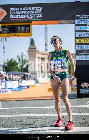 Lisa Jane Weightman nahm am Marathon der Leichtathletik-Weltmeisterschaften in Budapest 2023 Teil. Stockfoto