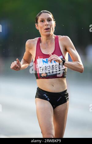 Karen Ehrenreich nahm am Marathon der Leichtathletik-Weltmeisterschaften in Budapest 2023 Teil. Stockfoto