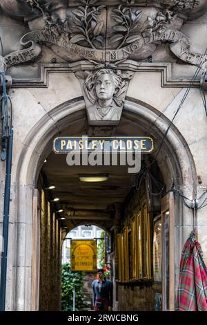 Paisley Close Alley Entrance, Royal Mile, Edinburgh, Schottland, Großbritannien Stockfoto