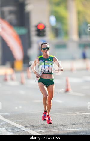 Lisa Jane Weightman nahm am Marathon der Leichtathletik-Weltmeisterschaften in Budapest 2023 Teil. Stockfoto