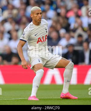 London, Großbritannien. August 2023: Tottenham Hotspur gegen Manchester United - Premier League. Tottenham's Richarlison während des Spiels in der Premier League gegen Manchester United. Bildnachweis: Mark Pain / Alamy Live News Stockfoto