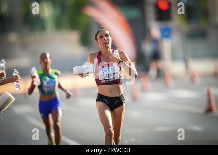 Karen Ehrenreich nahm am Marathon der Leichtathletik-Weltmeisterschaften in Budapest 2023 Teil. Stockfoto