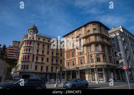 Lugano Schweiz, 21. Januar 2023: Straßenansicht der Stadt Lugano, Tessin, Schweiz. Stockfoto