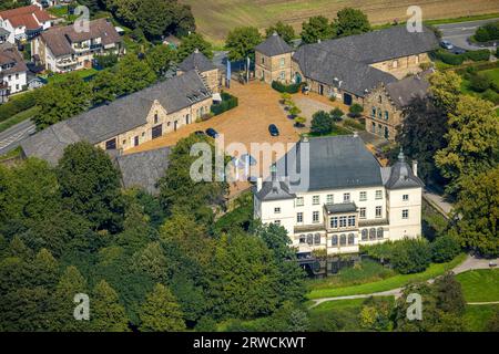 Luftaufnahme, Wasserschloss Haus Opherdicke, Holzwickede, Ruhrgebiet, Nordrhein-Westfalen, Deutschland, Burg, DE, Europa, Gräfte, Herrenhaus, Dominion b Stockfoto