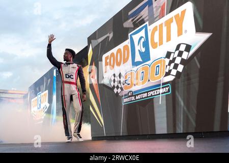 Bristol, TN, USA. September 2023. Die NASCAR Xfinity Series Driver Rajah Crauth (44) rennt auf dem Bristol Motor Speedway in Bristol, TN, um eine Position für die Food City 300. (Bild: © Logan T Arce Grindstone Media Gr/ASP) NUR REDAKTIONELLE VERWENDUNG! Nicht für kommerzielle ZWECKE! Stockfoto