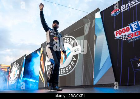 Bristol, TN, USA. September 2023. Jeremy Clements (51), Fahrer der NASCAR Xfinity-Serie, wird auf dem Bristol Motor Speedway in Bristol, TN, für die Food City 300 vorgestellt. (Bild: © Logan T Arce Grindstone Media Gr/ASP) NUR REDAKTIONELLE VERWENDUNG! Nicht für kommerzielle ZWECKE! Stockfoto