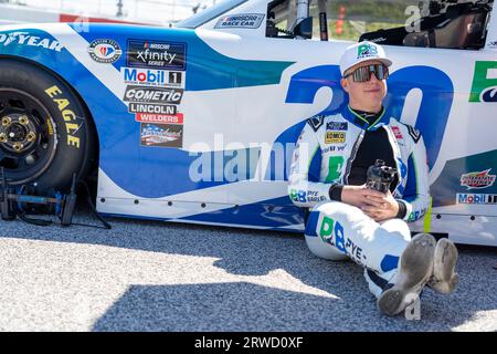 Darlington, SC, USA. September 2023. John Hunter Nemechek (20) von NASCAR Xfinity Driver geht auf die Rennstrecke für die Sport Clips Haircuts VFW Help A Hero 200 auf dem Darlington Raceway in Darlington SC. (Bild: © Logan T Arce Grindstone Media Gr/ASP) NUR REDAKTIONELLE VERWENDUNG! Nicht für kommerzielle ZWECKE! Stockfoto