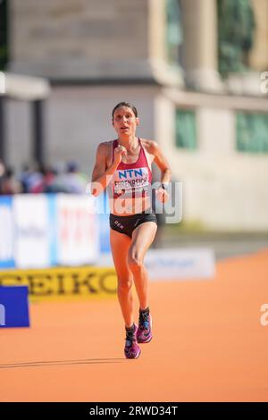 Karen Ehrenreich nahm am Marathon der Leichtathletik-Weltmeisterschaften in Budapest 2023 Teil. Stockfoto