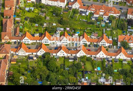 Luftbild, Luftbild, Bergarbeitersiedlung, Gartenstadt, Einfamilienhaussiedlung mit roten Dächern, Kesselstraße, Ahlen, Ruhrgebiet, Nordrhein-W Stockfoto