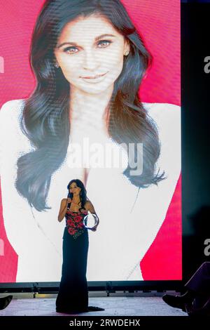 Julia HAART erhält einen This Is Icon Award bei der London Fashion Week in London, England am 15. September 2023 (Foto: David Warren/SIPA? USA) Credit: SIPA USA/Alamy Live News Stockfoto