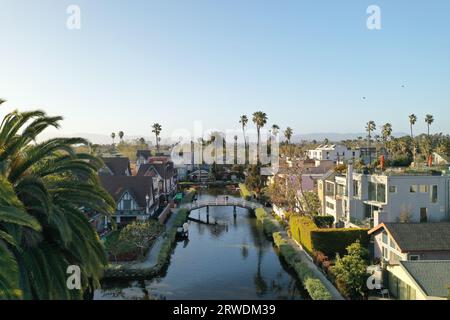 Venice Beach Historic Canal District von einer Drohne erschossen Stockfoto