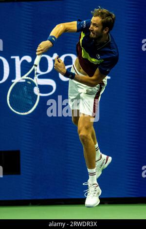 Daniil Medvedev (RUS, der 2023 im Halbfinale der Männer bei den US Open Tennis teilnahm) Stockfoto