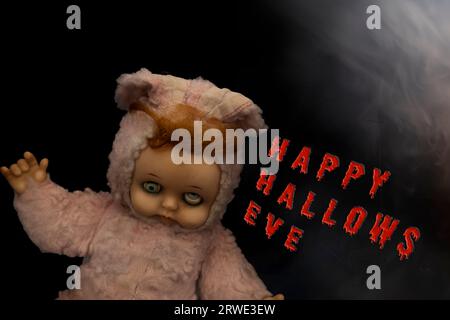 hallows Eve antike Puppe gruselig Stockfoto