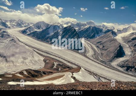 Herrliche Fedchenko Gletscher im Pamir-Gebirge in Tadschikistan Stockfoto
