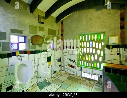 Hundertwasser Toilette in Kawakawa, Neuseeland Stockfoto