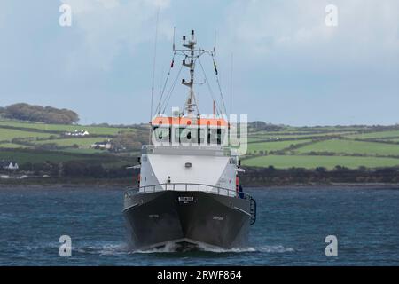 SMIT DON betritt Holyhead Harbour Stockfoto