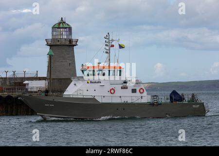 SMIT DON betritt Holyhead Harbour Stockfoto