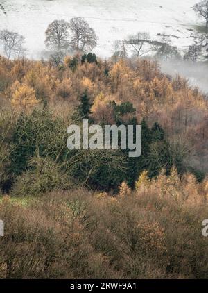 Ein Blick vom Ragleth Hill, wenn die Winterbedingungen im Spätherbst ankommen, Little Stretton, Shropshire, Großbritannien Stockfoto