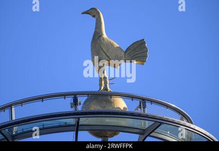 London, Großbritannien. August 2023. 19. August 2023 - Tottenham Hotspur gegen Manchester United - Premier League der Tottenham Hotspur Hahnel auf dem neuen Tottenham Hotspur Stadium während des Premier League Spiels gegen Manchester United. Picture Credit: Mark Pain/Alamy Live News Stockfoto