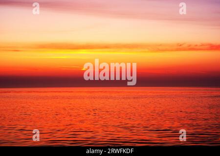 Morgenstimmung an der Adria in der Nähe von Duna Verde, Stadt Caorle, Region Veneto, Italien Stockfoto