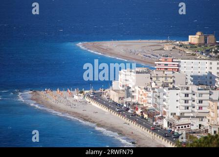 Rhodos ist die größte der Dodekanesischen Inseln in der südlichen Ägäis. Die Hauptstadt von Rhodos in Dodekanesisch, Griechenland Stockfoto