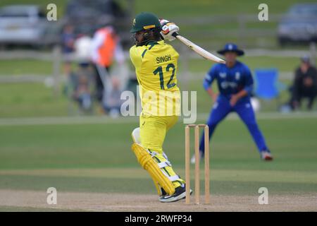 Beckenham, England. 28. August 2023. Harjas Singh aus Australien U19 schlägt gegen England U19 in einem Youth One Day International in Beckenham Stockfoto