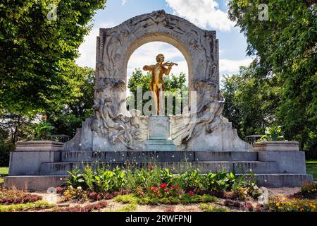 Johann-Strauss-Denkmal im Stadtpark Wien Stockfoto