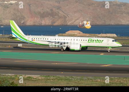 Embraer E195-E2 de Binter Canarias Stockfoto