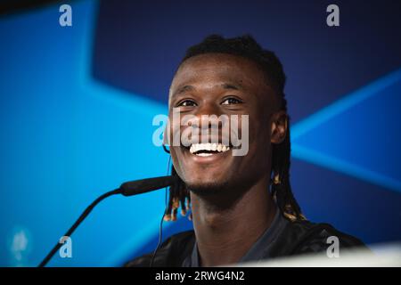 Madrid, Spanien. September 2023. Eduardo Camavinga (Real Madrid) während der Pressekonferenz am Tag vor dem Fußballspiel der Champions League gegen Union Berlin in Ciudad Real Madrid am 19. September 2023 in Valdebebas (Madrid), Spanien Credit: Independent Photo Agency/Alamy Live News Stockfoto