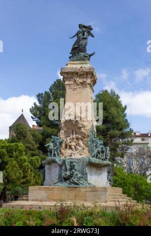 Plaza de los Sitios, Zaragoza, Aragon, Spanien. El Monumento a los Sitios de Zaragoza oder Denkmal für die Belagerung von Zaragoza. Skulpturengruppe in s Stockfoto