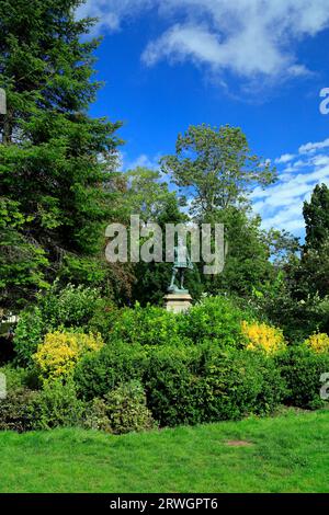 Statue von Lord Ninian Crichton Stuart von William Goscombe John 1919 Gorsedd Gärten, Cathays Park, Cardiff. Stockfoto