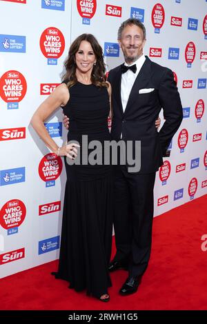 Andrea McLean und Nick Feeney, die an der Sun Who Cares teilnehmen, gewinnen Awards im Roundhouse, London. Bilddatum: Dienstag, 19. September 2023. Stockfoto