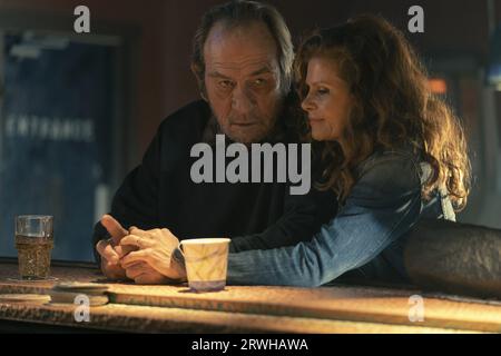 Finestkind Tommy Lee Jones Und Lolita Davidovich Stockfoto