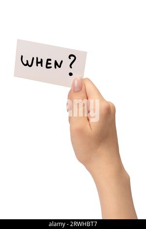 Wenn Text auf einer Karte in einer Frauenhand auf einem weißen Hintergrund isoliert ist. Stockfoto