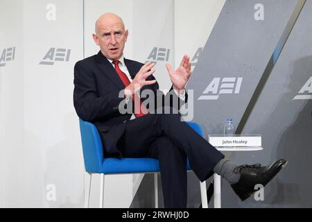 Washington, USA. September 2023. Der britische Verteidigungsminister John Healey spricht heute am 19. September 2023 im AEI/Think Tank in Washington DC, USA, über die Zukunft der Verteidigung für Großbritannien und seine Verbündeten. (Foto: Lenin Nolly/SIPA USA) Credit: SIPA USA/Alamy Live News Stockfoto