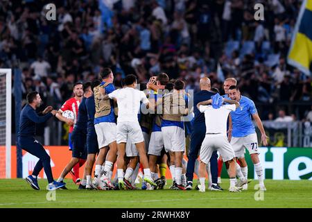 Rom, Italien. September 2023. Ivan Provedel Torhüter der SS Lazio feiert sein erstes Tor beim UEFA Champions League Gruppe E-Spiel zwischen SS Lazio gegen Atletico de Madrid im Stadio Olimpico Roma am 19. September 2023 in Rom. Quelle: Giuseppe Maffia/Alamy Live News Stockfoto