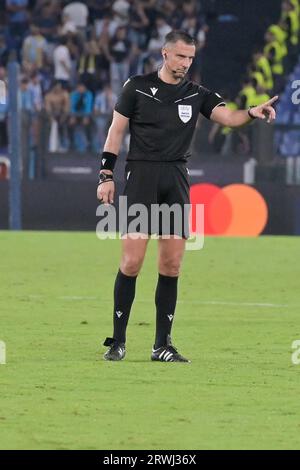 Stadio Olimpico, Rom, Italien. September 2023. Champions League Football, Group Stage Football; Lazio gegen Atletico Madrid; Schiedsrichter Slavko Vincic Credit: Action Plus Sports/Alamy Live News Stockfoto